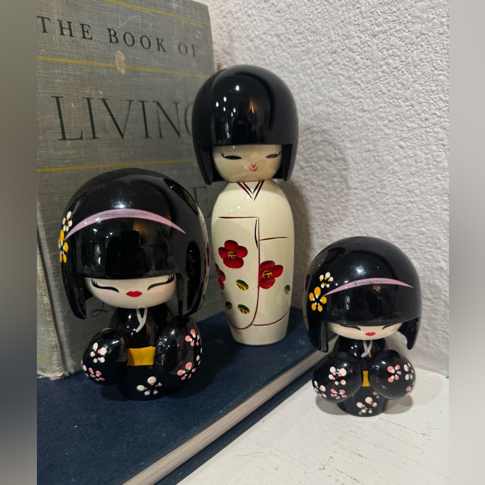 Set of Three‎ Japanese wooden Kokeshi Dolls